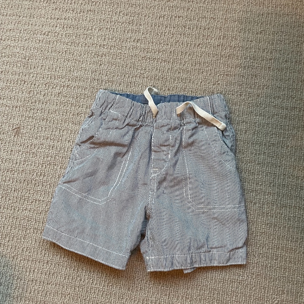 BABY GAP SHORT